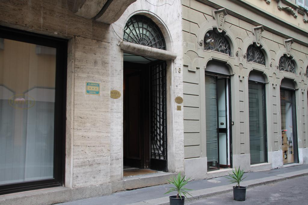 Hotel Giulio Cesare Milão Exterior foto